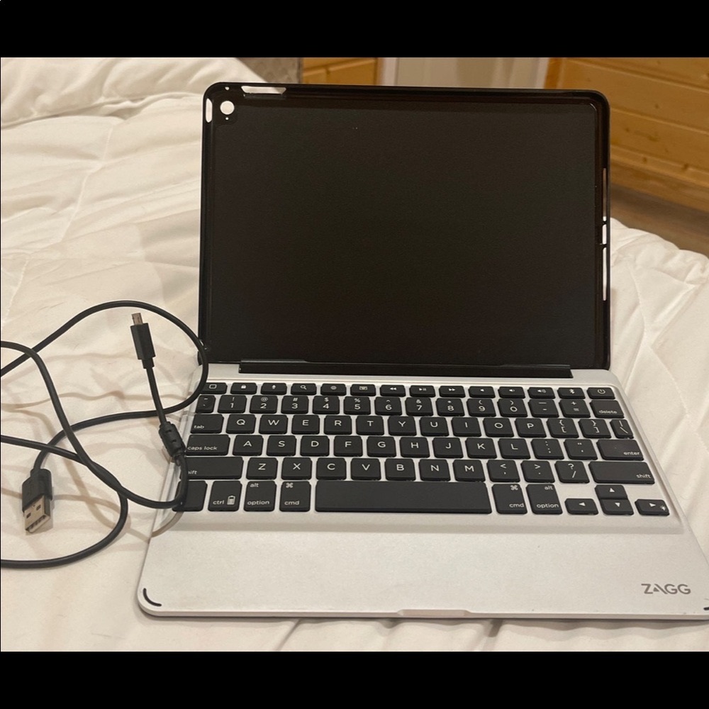 Apple iPad Air 2 Bluetooth keypad